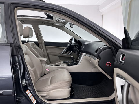 Subaru Legacy Touring Wagon 2.0D Luxury AWD *PANO | FULL-LEATHER | XENON | NAVI-FULLMAP | MEMORY-PACK | ECC | PDC | CRUISE | COMFORT-SEATS | 17"ALU*