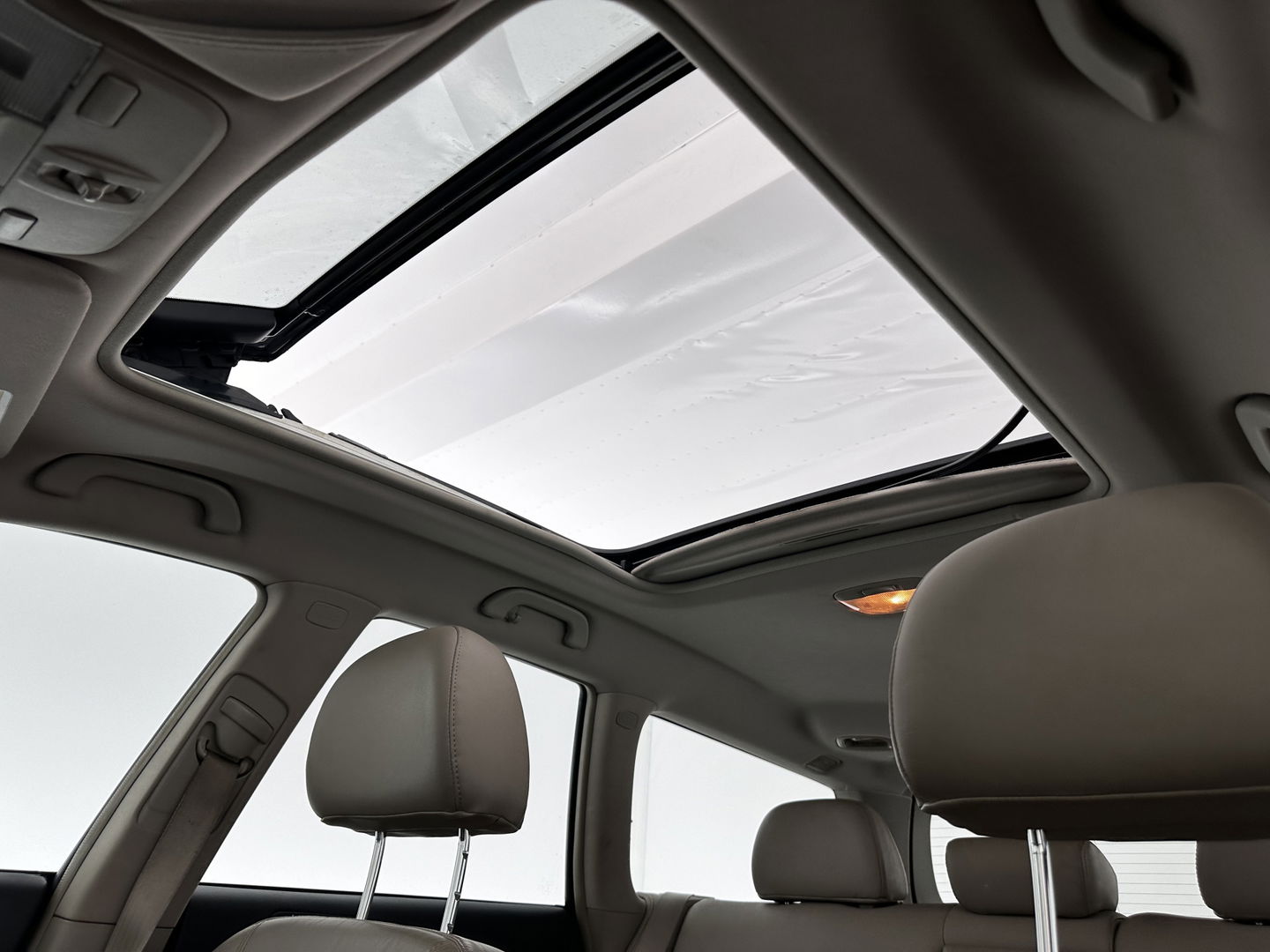 Subaru Legacy Touring Wagon 2.0D Luxury AWD *PANO | FULL-LEATHER | XENON | NAVI-FULLMAP | MEMORY-PACK | ECC | PDC | CRUISE | COMFORT-SEATS | 17"ALU*