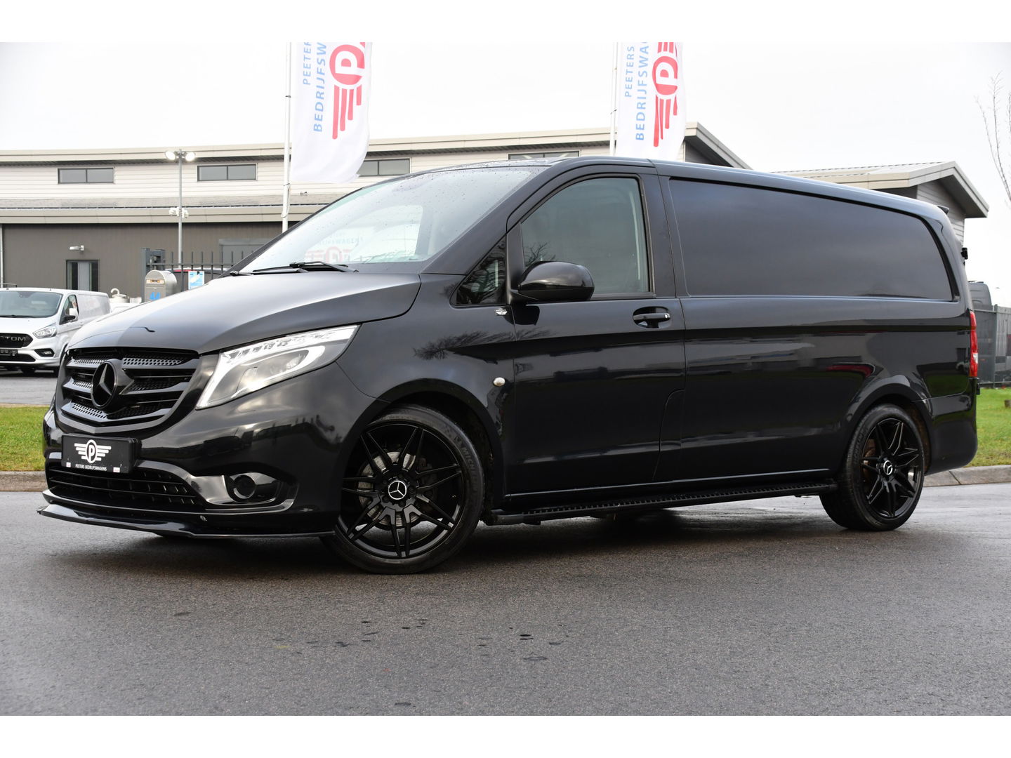 Mercedes-Benz Vito 114 CDI L2 Black Edition Camera, Cruise, Carplay, LED, 190pk, Automaat, Multimedia, Uniek!
