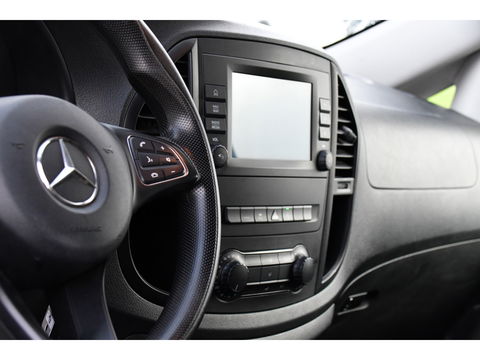Mercedes-Benz Vito 114 CDI L2 Black Edition Camera, Cruise, Carplay, LED, 190pk, Automaat, Multimedia, Uniek!