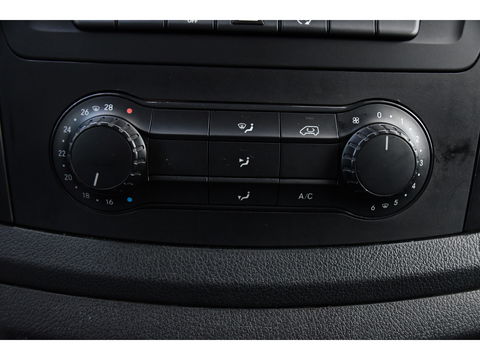 Mercedes-Benz Vito 114 CDI L2 Black Edition Camera, Cruise, Carplay, LED, 190pk, Automaat, Multimedia, Uniek!