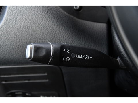Mercedes-Benz Vito 114 CDI L2 Black Edition Camera, Cruise, Carplay, LED, 190pk, Automaat, Multimedia, Uniek!