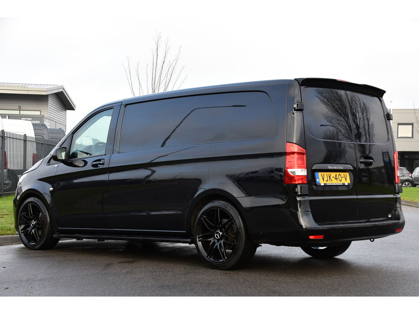 Mercedes-Benz Vito 114 CDI L2 Black Edition Camera, Cruise, Carplay, LED, 190pk, Automaat, Multimedia, Uniek!