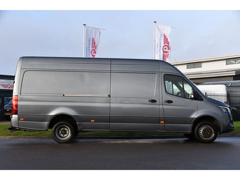 Mercedes-Benz Sprinter 519 V6 3.0 CDI L3H2 PB Edition Adaptieve Cruise, Camera, 10,5'' Mbux, 3500kg Trekhaak, Carplay, LED, Leder, Stoelverwarming, 190pk, Uniek!