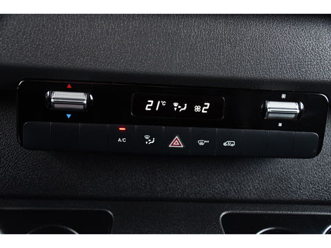 Mercedes-Benz Sprinter 519 V6 3.0 CDI L3H2 PB Edition Adaptieve Cruise, Camera, 10,5'' Mbux, 3500kg Trekhaak, Carplay, LED, Leder, Stoelverwarming, 190pk, Uniek!