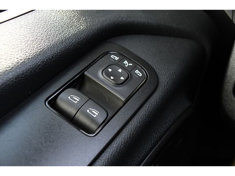 Mercedes-Benz Sprinter 519 V6 3.0 CDI L3H2 PB Edition Adaptieve Cruise, Camera, 10,5'' Mbux, 3500kg Trekhaak, Carplay, LED, Leder, Stoelverwarming, 190pk, Uniek!