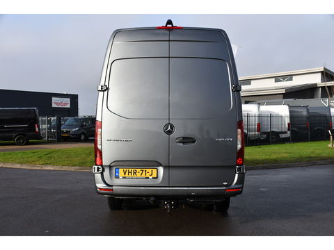 Mercedes-Benz Sprinter 519 V6 3.0 CDI L3H2 PB Edition Adaptieve Cruise, Camera, 10,5'' Mbux, 3500kg Trekhaak, Carplay, LED, Leder, Stoelverwarming, 190pk, Uniek!