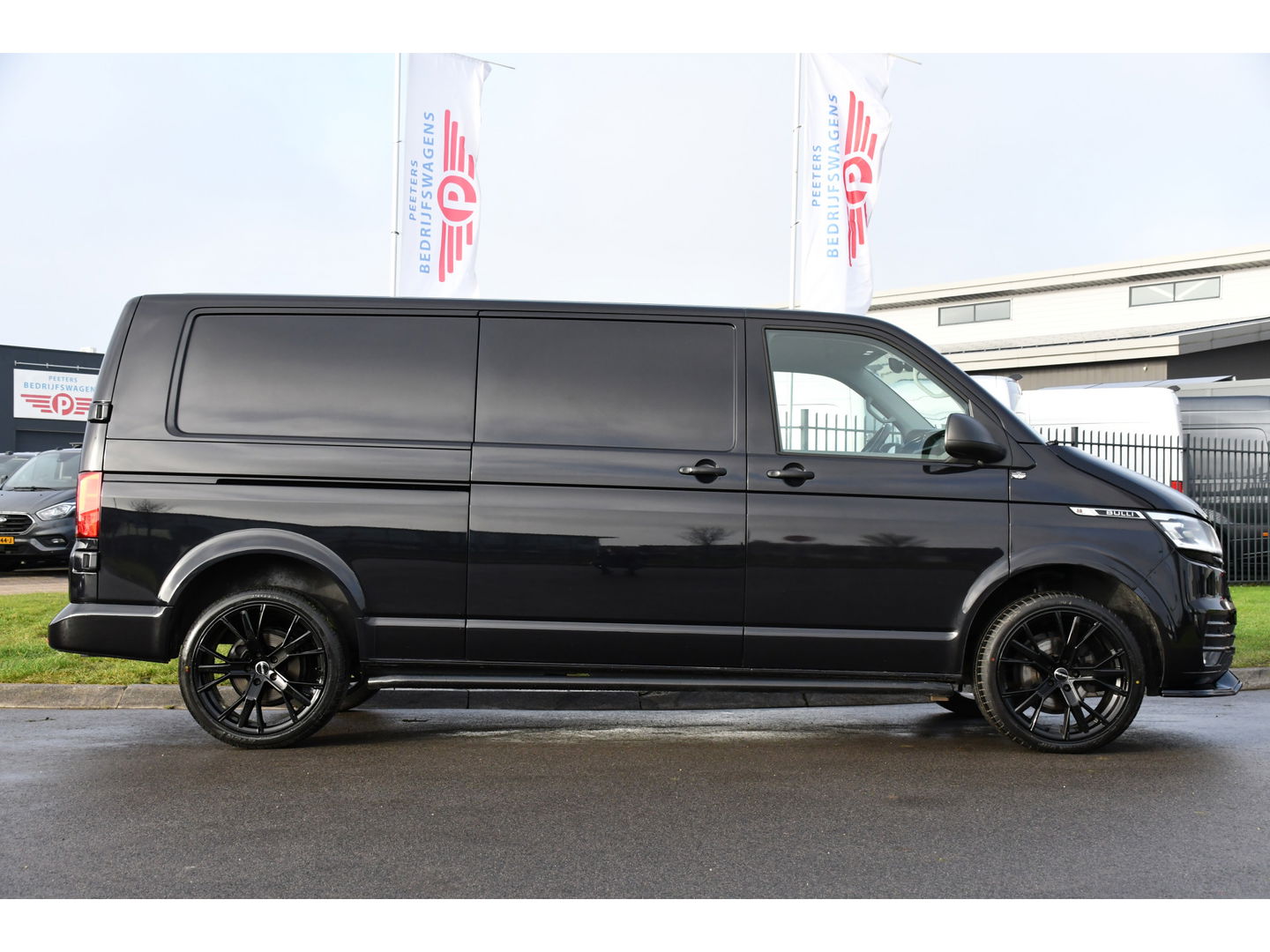 Volkswagen Transporter 2.0 TDI L2H1 Bulli Virtual, Adaptieve Cruise, Carplay, Camera, 150pk, 2 x Schuifdeur, LED, Multimedia, Uniek!