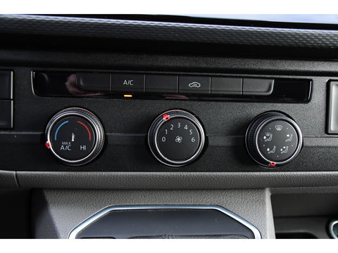 Volkswagen Transporter 2.0 TDI L2H1 Bulli Virtual, Adaptieve Cruise, Carplay, Camera, 150pk, 2 x Schuifdeur, LED, Multimedia, Uniek!