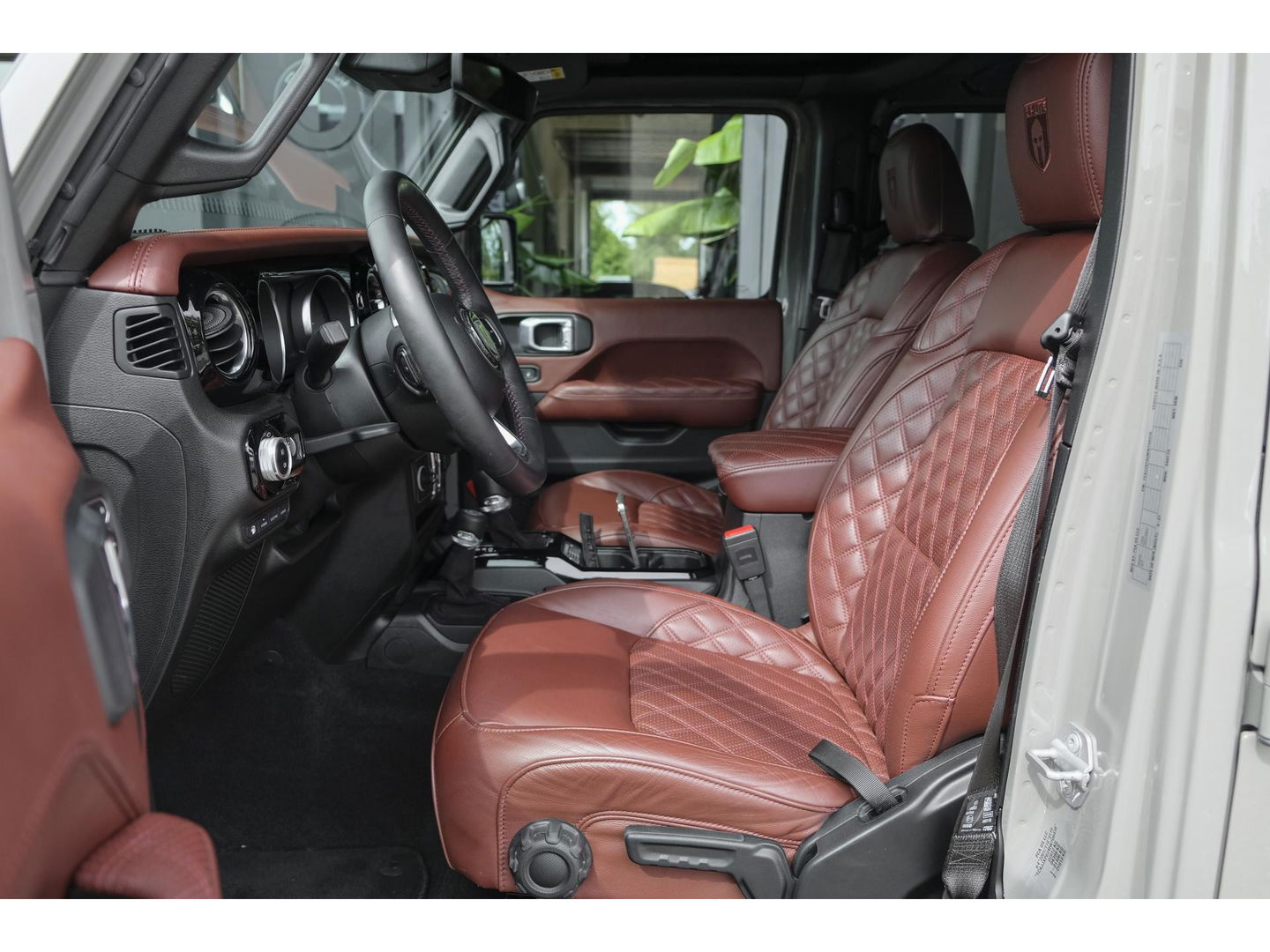 Jeep Wrangler BRUTE Richmond 380pk 4xe Hybrid Diamond leder Navigatie NLauto Stuur+stoelverwarming Clima Cruise 20" LMV CUSTOM!!