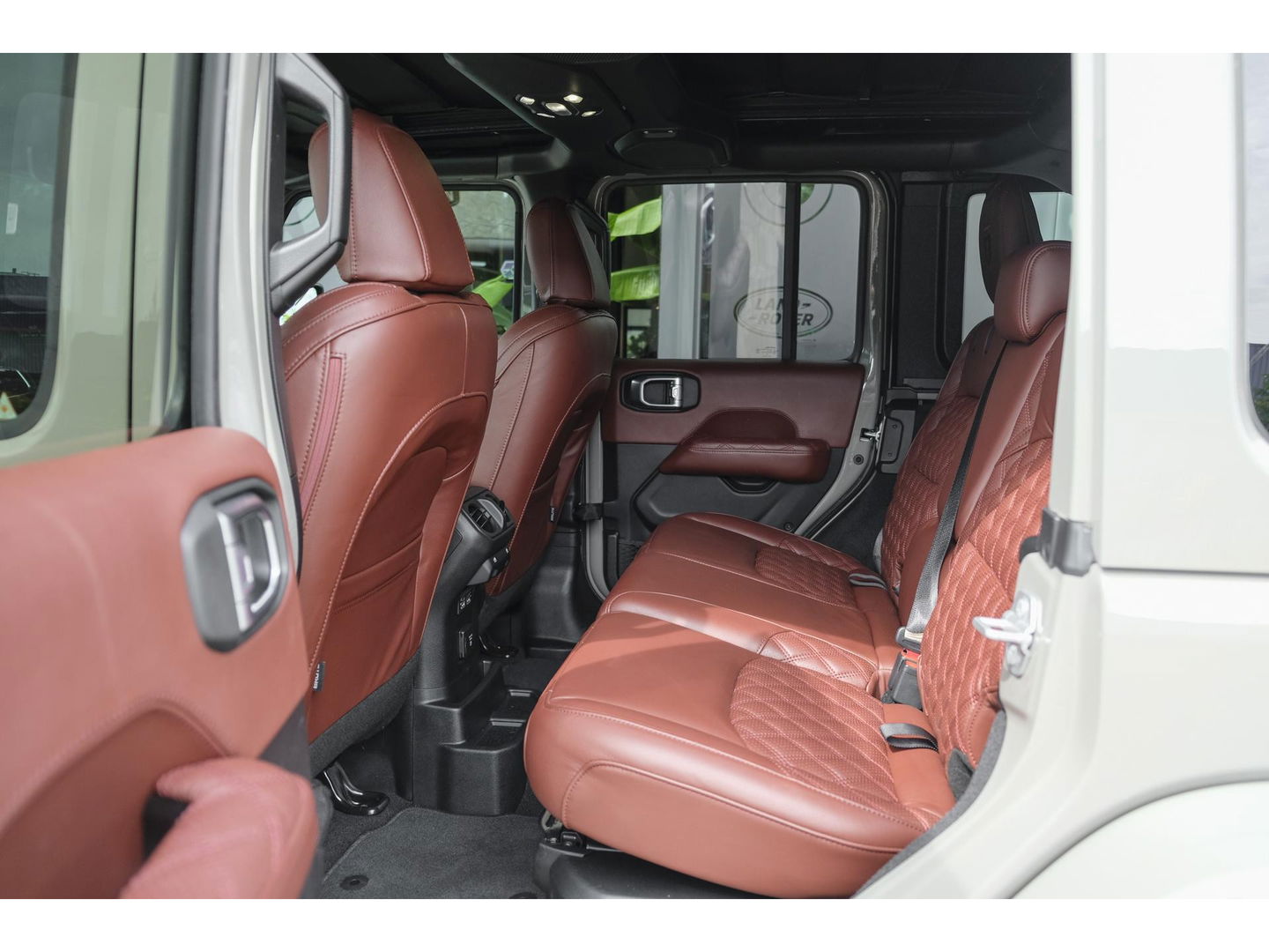 Jeep Wrangler BRUTE Richmond 380pk 4xe Hybrid Diamond leder Navigatie NLauto Stuur+stoelverwarming Clima Cruise 20" LMV CUSTOM!!