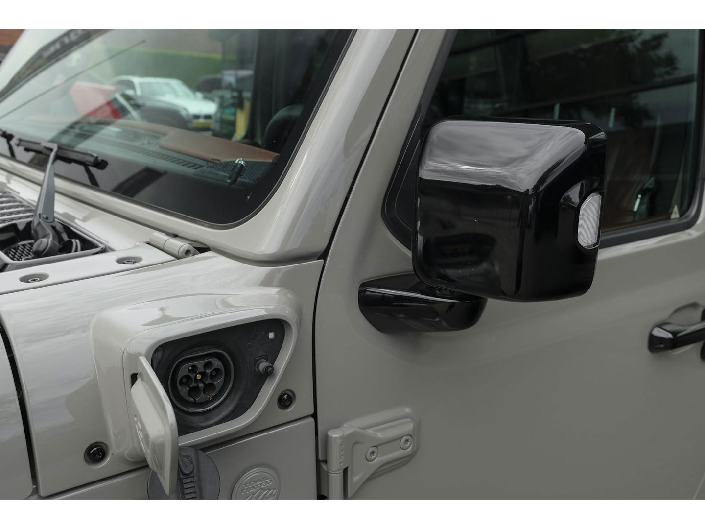 Jeep Wrangler BRUTE Richmond 380pk 4xe Hybrid Diamond leder Navigatie NLauto Stuur+stoelverwarming Clima Cruise 20" LMV CUSTOM!!