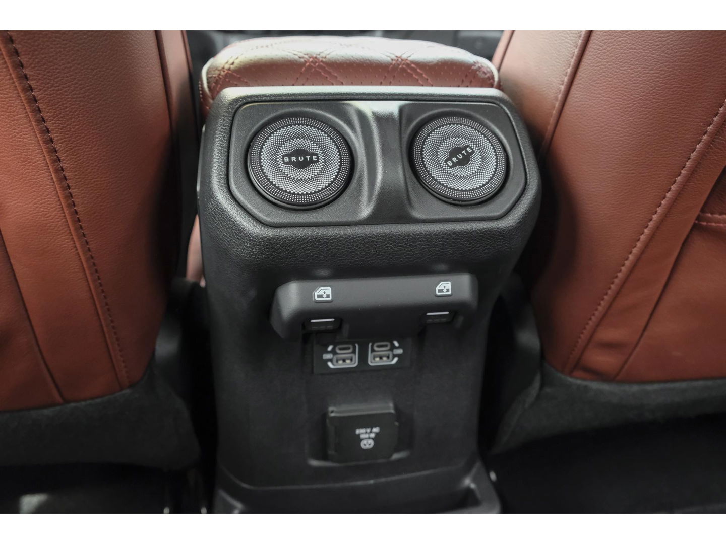 Jeep Wrangler BRUTE Richmond 380pk 4xe Hybrid Diamond leder Navigatie NLauto Stuur+stoelverwarming Clima Cruise 20" LMV CUSTOM!!