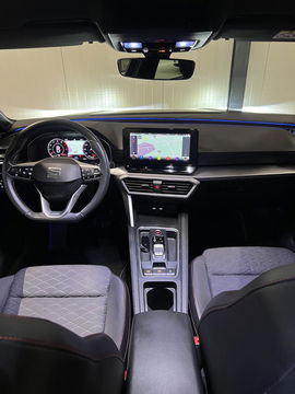 SEAT Leon Sportstourer 1.5 eTSI FR Business Intense Carplay