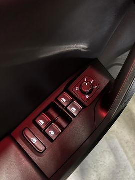 SEAT Leon Sportstourer 1.5 eTSI FR Business Intense Carplay