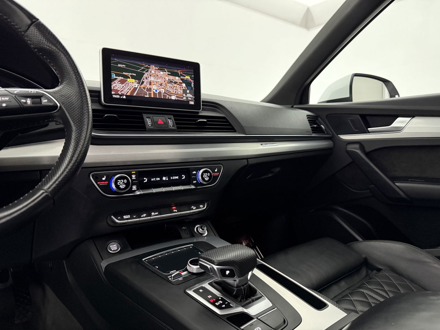 Audi Q5 55 TFSI e Quattro S-line Black Optic | Pano | LED-Matrix | Virtual | Carplay | Trekh. | Luchtvering | Keyless | Stoelverw. | Schakelflippers
