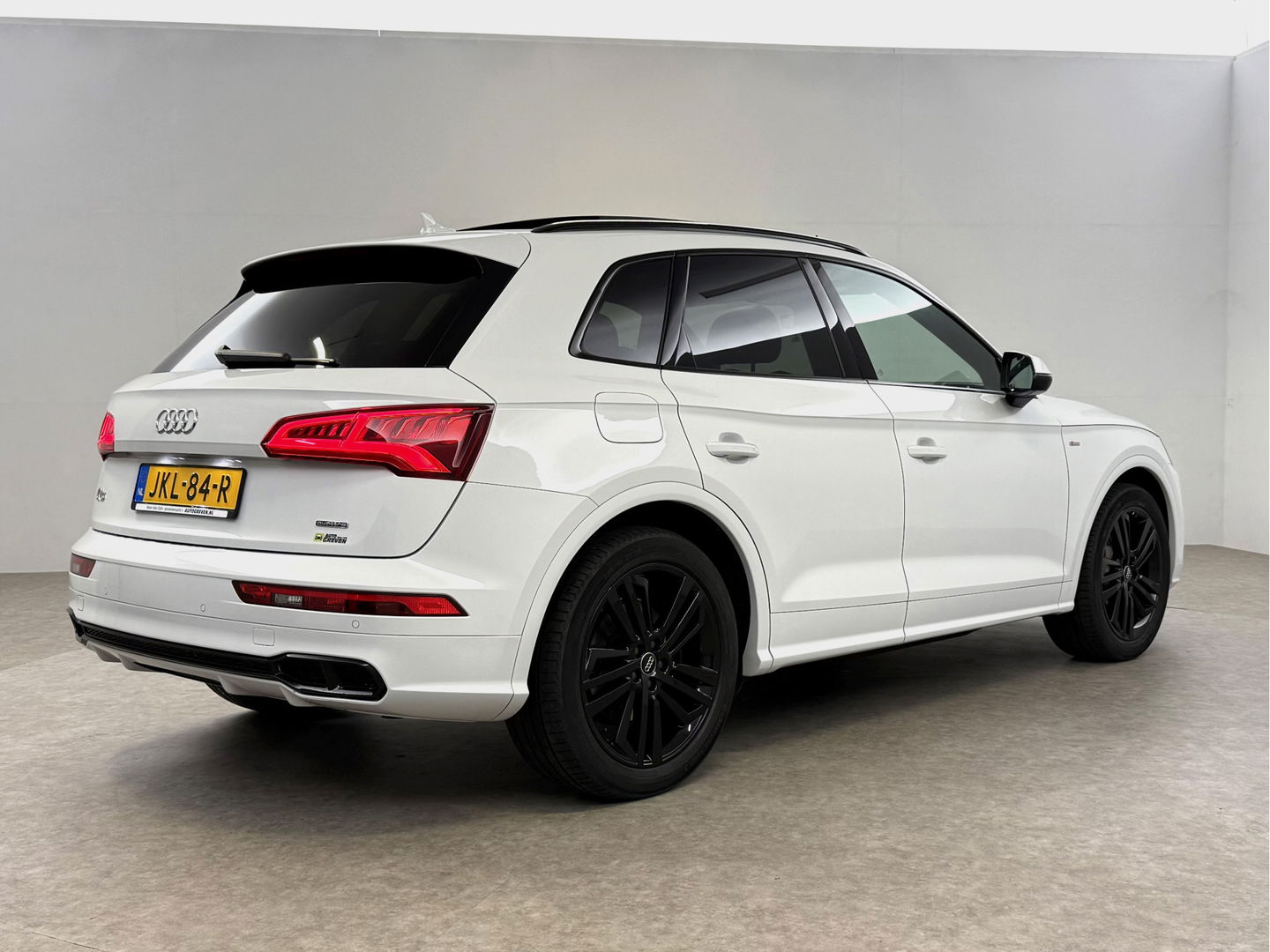 Audi Q5 55 TFSI e Quattro S-line Black Optic | Pano | LED-Matrix | Virtual | Carplay | Trekh. | Luchtvering | Keyless | Stoelverw. | Schakelflippers