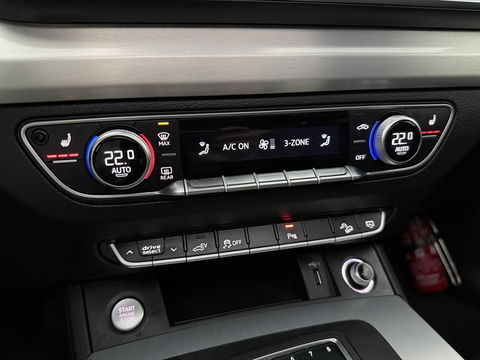 Audi Q5 55 TFSI e Quattro S-line Black Optic | Pano | LED-Matrix | Virtual | Carplay | Trekh. | Luchtvering | Keyless | Stoelverw. | Schakelflippers