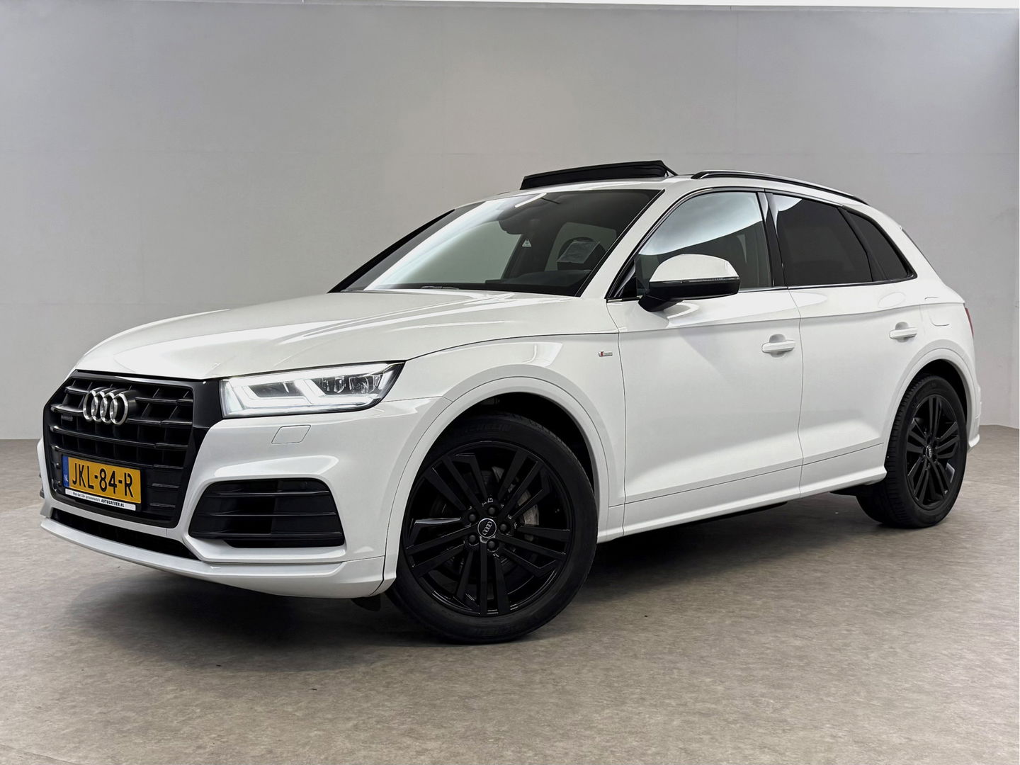 Audi Q5 55 TFSI e Quattro S-line Black Optic | Pano | LED-Matrix | Virtual | Carplay | Trekh. | Luchtvering | Keyless | Stoelverw. | Schakelflippers