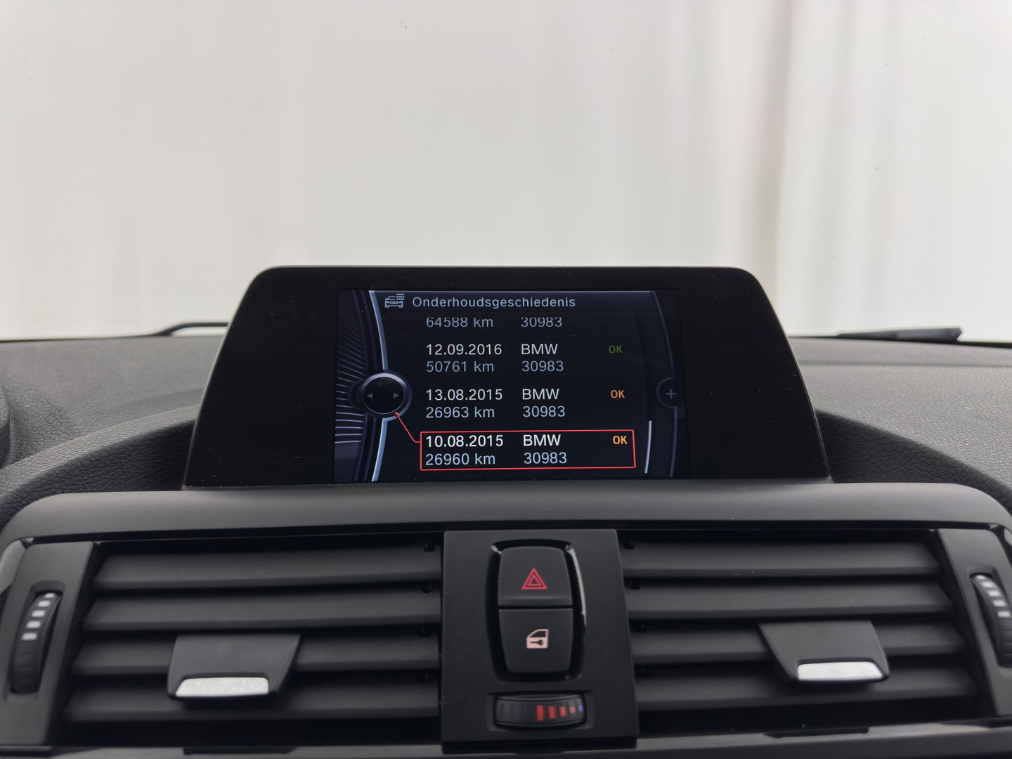 BMW 1-serie 116d EDE Corporate Lease Executive *BI-XENON | LEATHER-SPORTSEATS | CRUISE | ECC | PDC | 16'' ALU*