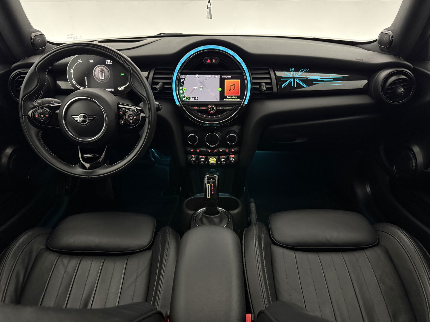MINI Cooper Yours 33 kWh | SOH 92% | Pano | H/K | Sfeer | HuD | Virtual | Camera | Carplay | Stoelverw. | Keyless |  NAP