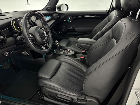 MINI Cooper Yours 33 kWh | SOH 92% | Pano | H/K | Sfeer | HuD | Virtual | Camera | Carplay | Stoelverw. | Keyless |  NAP