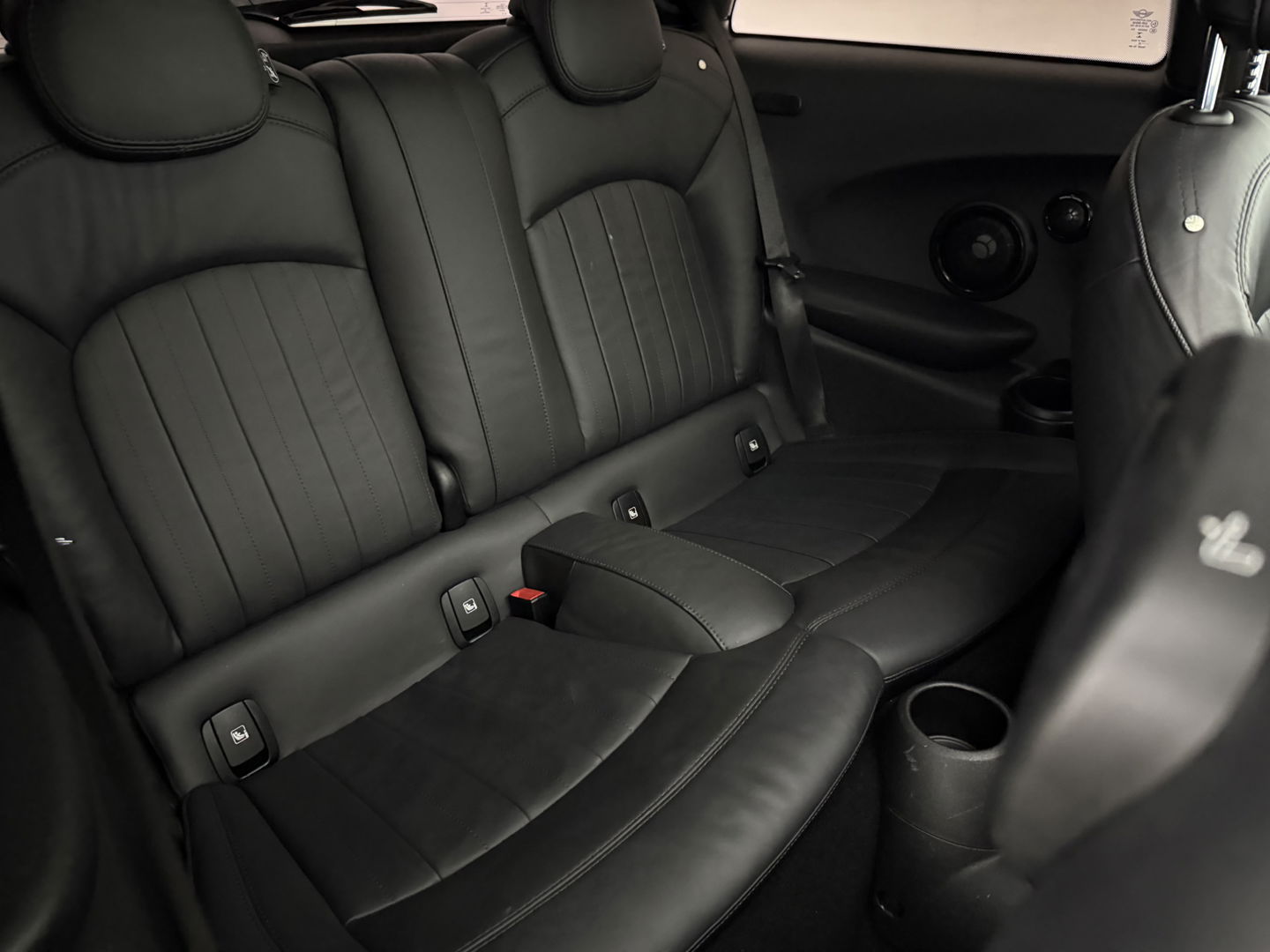 MINI Cooper Yours 33 kWh | SOH 92% | Pano | H/K | Sfeer | HuD | Virtual | Camera | Carplay | Stoelverw. | Keyless |  NAP