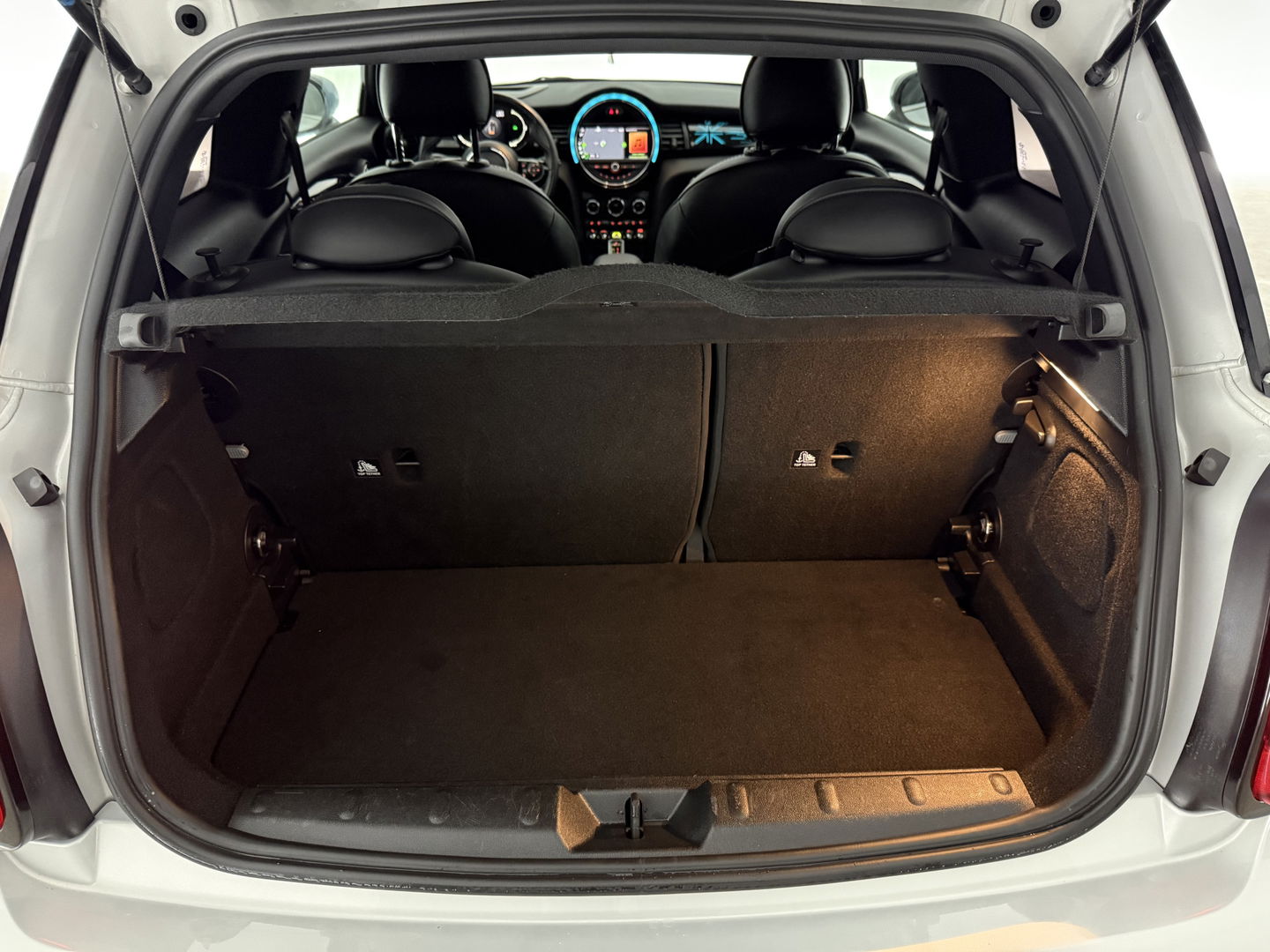 MINI Cooper Yours 33 kWh | SOH 92% | Pano | H/K | Sfeer | HuD | Virtual | Camera | Carplay | Stoelverw. | Keyless |  NAP