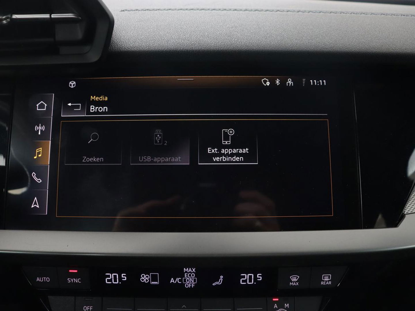 Audi A3 35 TFSI S edition | Carplay | Sportstoelen | Full LED | Navigatie | Half leder | Virtual Cockpit | Climate control | Parkeerhulp | Cruise control | Bluetooth | DAB | Sportstuur