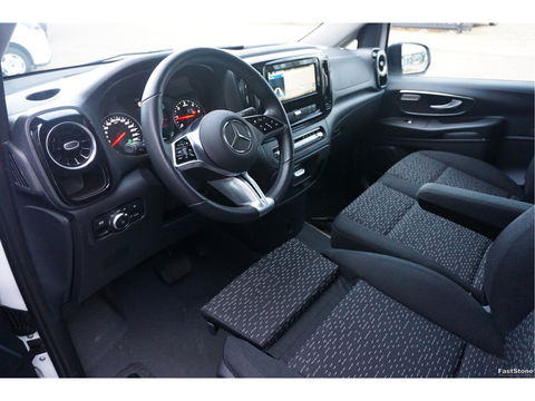 Mercedes-Benz Vito 116 CDI Lang AUT BPM VRIJ!! 10.25" MBUX, Distronic, 360° Cam, Trekhaak, Adap. LED!! NR. G01*