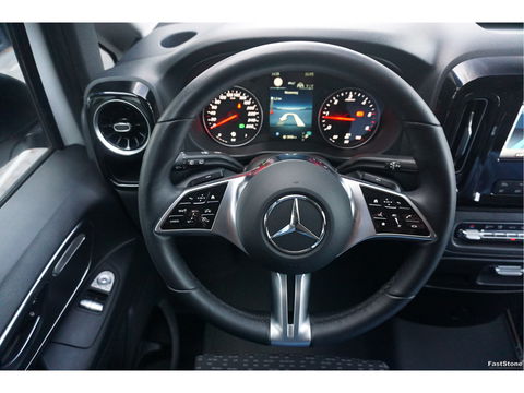 Mercedes-Benz Vito 116 CDI Lang AUT BPM VRIJ!! 10.25" MBUX, Distronic, 360° Cam, Trekhaak, Adap. LED!! NR. G01*
