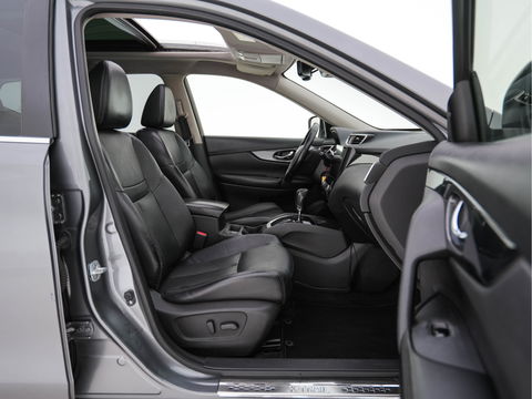 Nissan X-Trail 1.6 dCi Tekna (INCL-BTW) Aut. *PANO | LUXURY-LEATHER | FULL-LED | TOP-VIEW | JBL-AUDIO | BLINDSPOT | KEYLESS | HEATED-COMFORTSEATS | NAVI-FULLMAP | CARPLAY | PRIVACY-GLASS | 19''ALU*