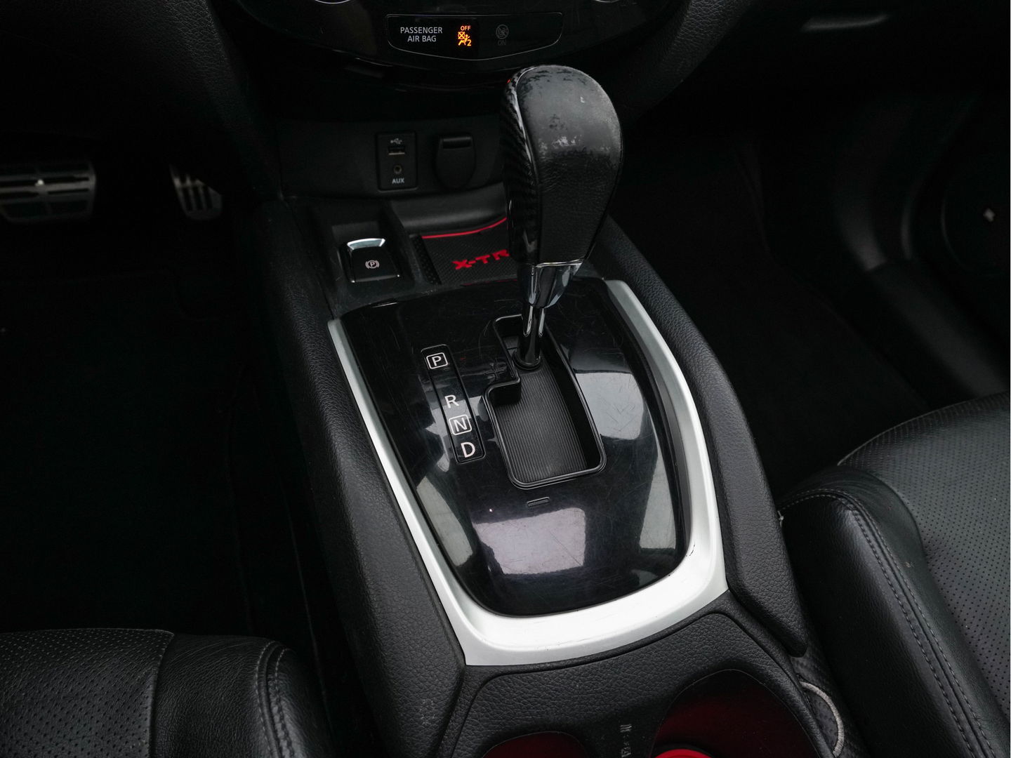 Nissan X-Trail 1.6 dCi Tekna (INCL-BTW) Aut. *PANO | LUXURY-LEATHER | FULL-LED | TOP-VIEW | JBL-AUDIO | BLINDSPOT | KEYLESS | HEATED-COMFORTSEATS | NAVI-FULLMAP | CARPLAY | PRIVACY-GLASS | 19''ALU*