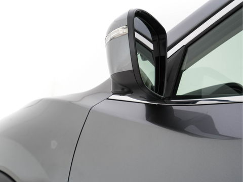 Nissan X-Trail 1.6 dCi Tekna (INCL-BTW) Aut. *PANO | LUXURY-LEATHER | FULL-LED | TOP-VIEW | JBL-AUDIO | BLINDSPOT | KEYLESS | HEATED-COMFORTSEATS | NAVI-FULLMAP | CARPLAY | PRIVACY-GLASS | 19''ALU*