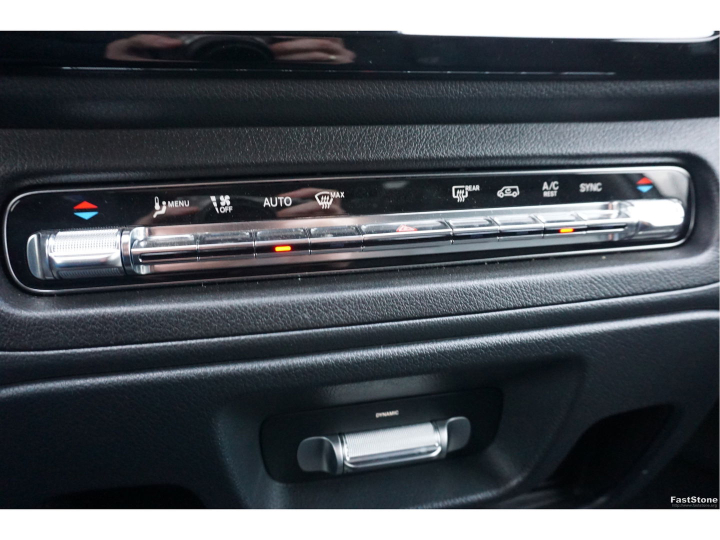 Mercedes-Benz Vito 116 CDI Lang AUT BPM VRIJ!! 10.25" MBUX, Distronic, 360° Cam, Trekhaak, Adap. LED!! NR. G01*