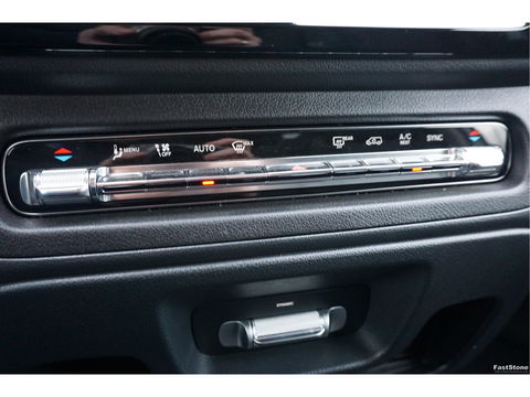 Mercedes-Benz Vito 116 CDI Lang AUT BPM VRIJ!! 10.25" MBUX, Distronic, 360° Cam, Trekhaak, Adap. LED!! NR. G01*