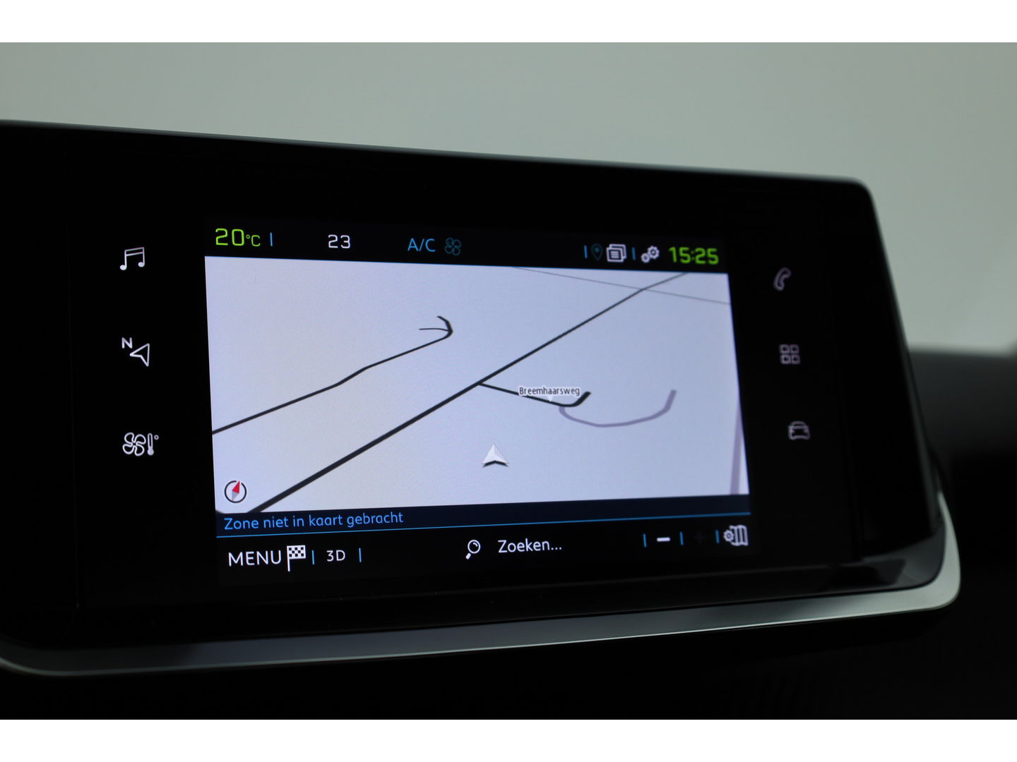 Peugeot e-2008 EV Active 50 kWh | Navi | Apple CarPlay | Cruise | LED | Clima | All Seasons