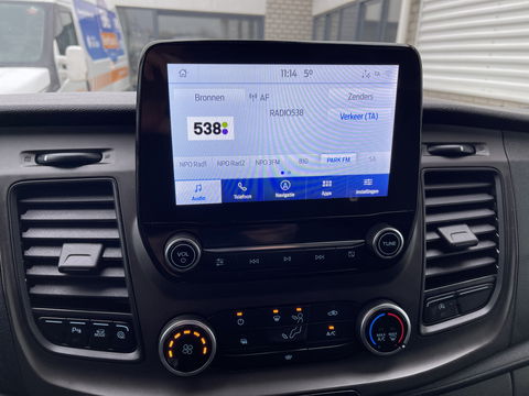 Ford Transit 310 2.0 TDCI 130pk / L3H2 Trend / volledig ingerichte Sortimo laadruimte met omvormer / vaste prijs rijklaar € 19.950 ex btw / lease vanaf € 336 / trekhaak / camera / airco / cruise / navi