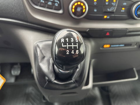 Ford Transit 310 2.0 TDCI 130pk / L3H2 Trend / volledig ingerichte Sortimo laadruimte met omvormer / vaste prijs rijklaar € 19.950 ex btw / lease vanaf € 336 / trekhaak / camera / airco / cruise / navi