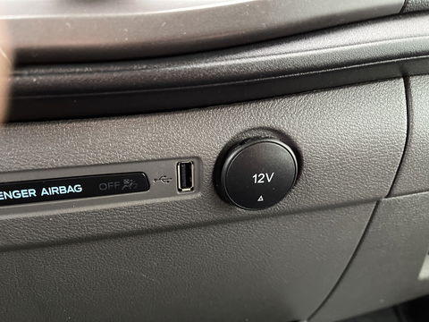 Ford Transit 310 2.0 TDCI 130pk / L3H2 Trend / volledig ingerichte Sortimo laadruimte met omvormer / vaste prijs rijklaar € 19.950 ex btw / lease vanaf € 336 / trekhaak / camera / airco / cruise / navi