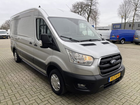 Ford Transit 310 2.0 TDCI 130pk / L3H2 Trend / volledig ingerichte Sortimo laadruimte met omvormer / vaste prijs rijklaar € 19.950 ex btw / lease vanaf € 336 / trekhaak / camera / airco / cruise / navi