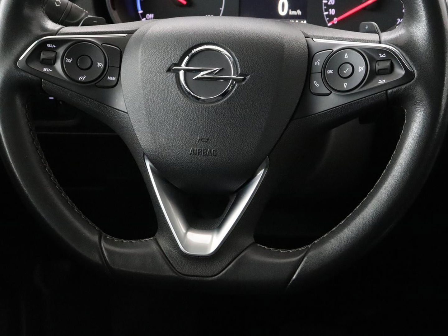 Opel Grandland X 1.6 Turbo Hybrid Ultimate | Stoelventilatie | Leder | 360 Camera | Carplay | Keyless | 19'' | Navigatie | Full LED | Parkeerhulp | Stoelverwarming | PHEV | Plug In