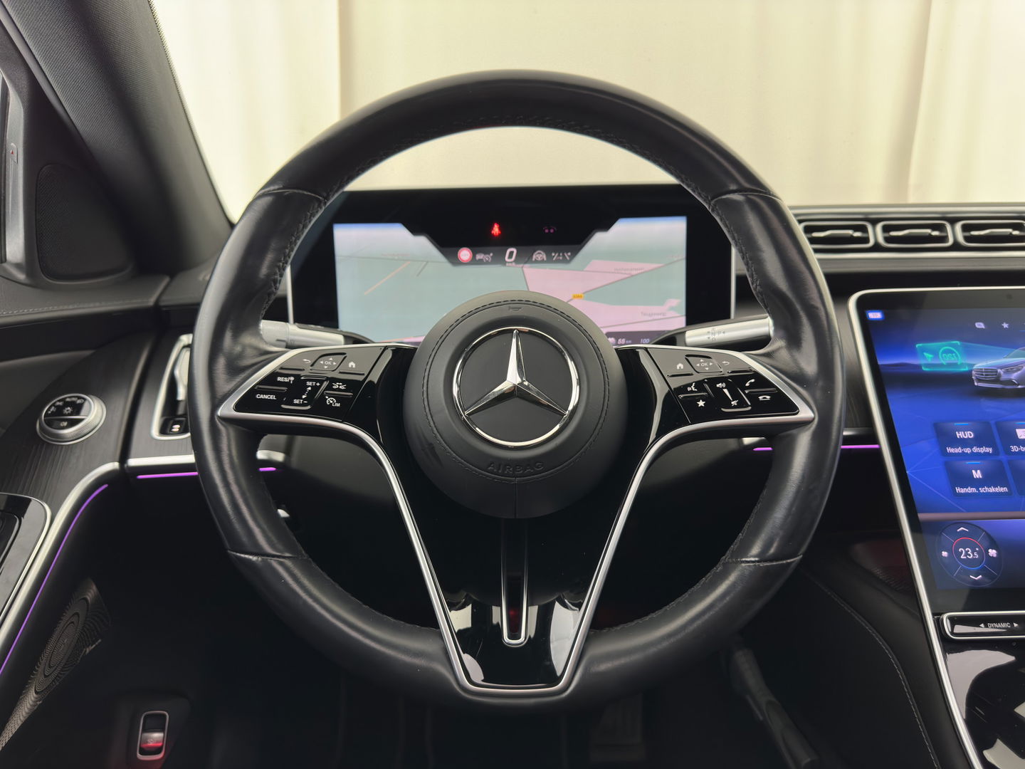 Mercedes-Benz S-Klasse 580 e 4MATIC Lang [ Plug-In ] (INCL-BTW) Aut. * PANO | NAVI-FULLMAP | DISTRONIC | BURMESTER-AUDIO | TOP-VIEW | KEYLESS | FULL-LED | DIGITAL-COCKPIT | AMBIENT-LIGHT | HEATED/VENTILATED-SEATS |...*