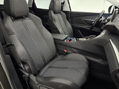 Peugeot 3008 1.2 PureTech | Pano | Virtual | Sfeer | Camera | Carplay | Trekh. | Keyless | NAP