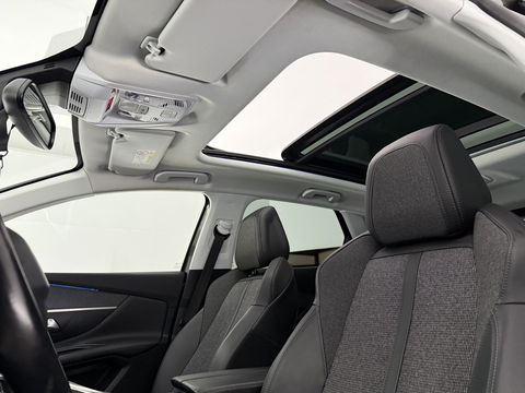 Peugeot 3008 1.2 PureTech | Pano | Virtual | Sfeer | Camera | Carplay | Trekh. | Keyless | NAP
