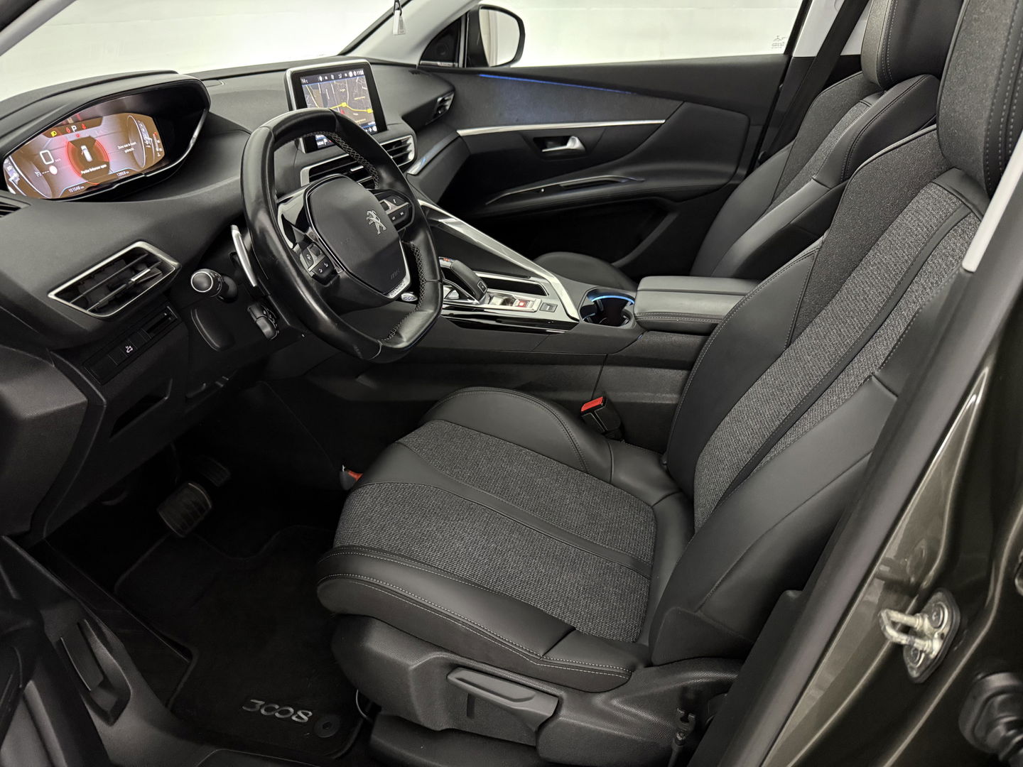 Peugeot 3008 1.2 PureTech | Pano | Virtual | Sfeer | Camera | Carplay | Trekh. | Keyless | NAP