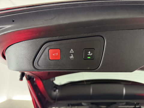 Peugeot 3008 1.2 PureTech | Pano | Virtual | Sfeer | Camera | Carplay | Trekh. | Keyless | NAP