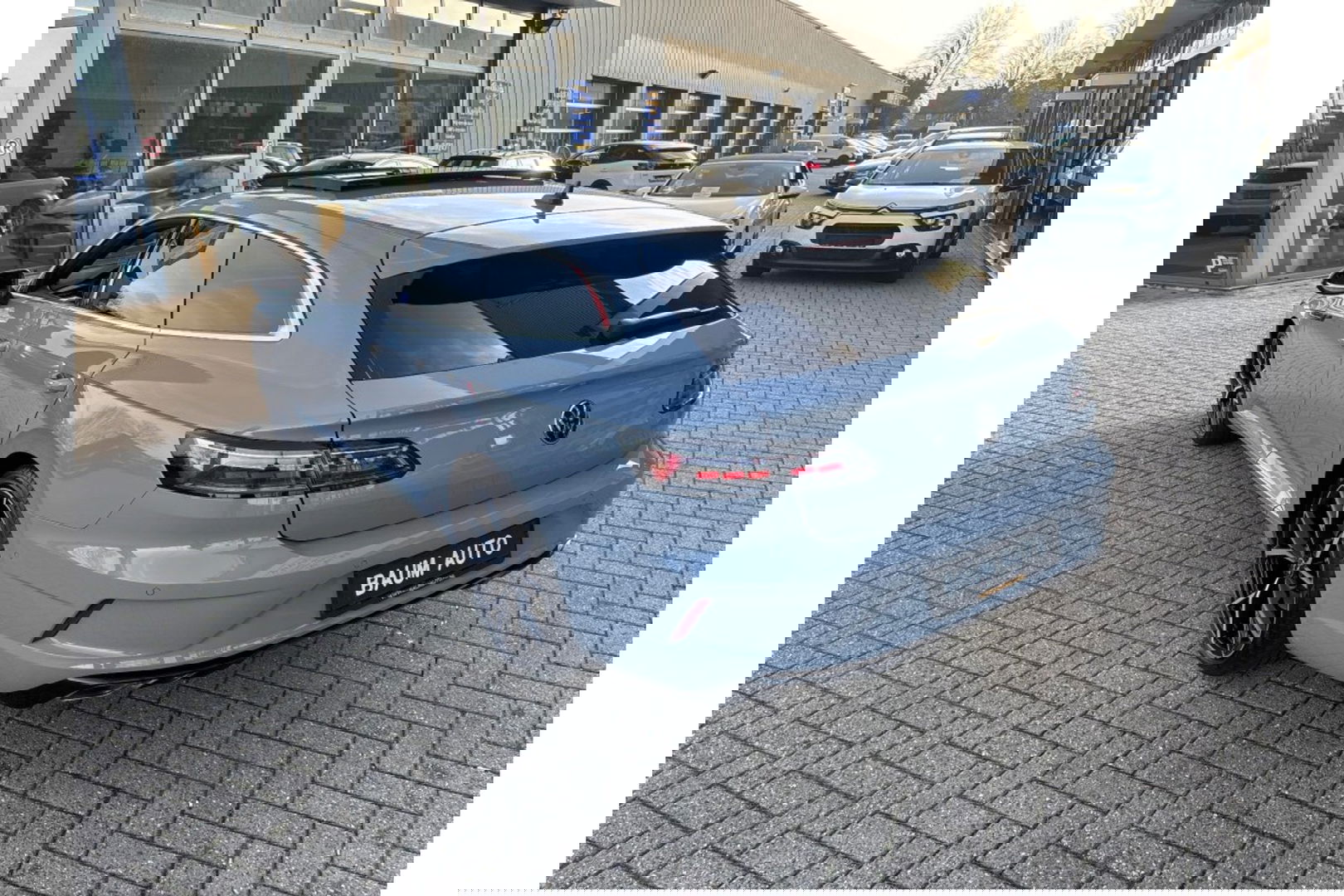 Volkswagen Arteon Shooting Brake 2.0 TSI R 320PK AUTOMAAT 4MOTION PANORAMA HEADUP.