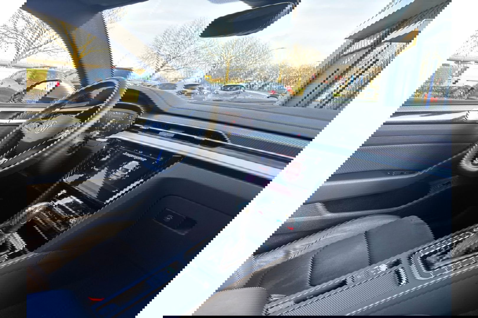 Volkswagen Arteon Shooting Brake 2.0 TSI R 320PK AUTOMAAT 4MOTION PANORAMA HEADUP.