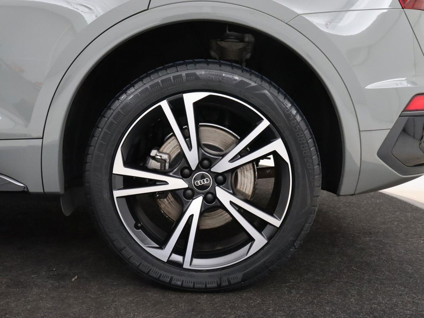 Audi Q5 Sportback 50 TFSIe S edition | Panoramadak | Massage | Sportstoelen | Head-Up | Stoelverwarming | Carplay | Camera | Navigatie | Matrix LED | Virtual Cockpit | PHEV | Plug In